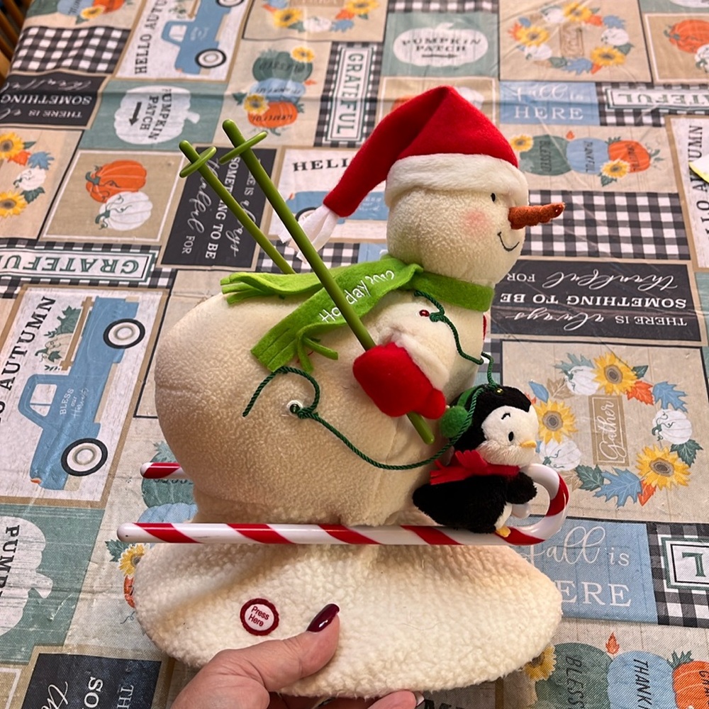 NWT 2012 Hallmark Jingle Pals Snowman & Penguin Duo Skiing Animated Plush